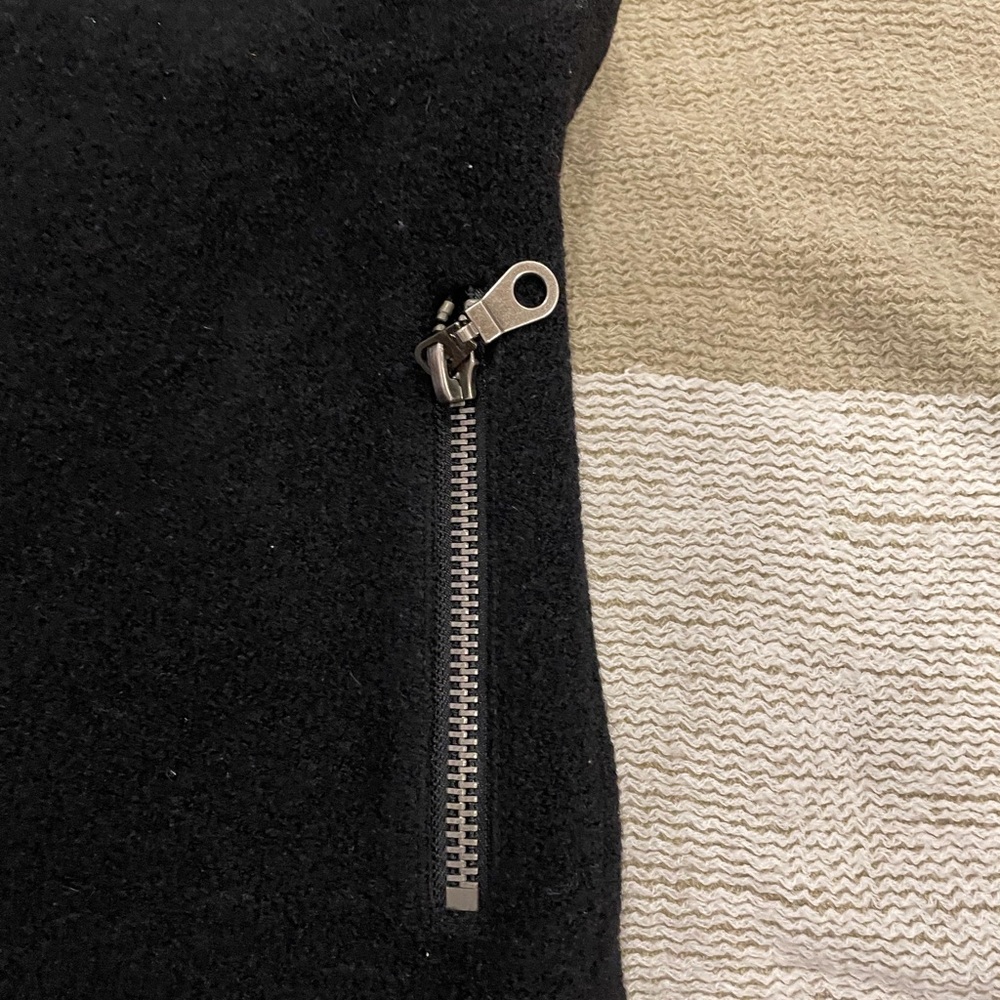 Jeweled Opened vest - Picture 4 of 7